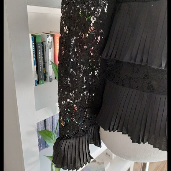 J Crew Long Sleeve Lace Ruffled Blouse Size 00 - Picture 8 of 8